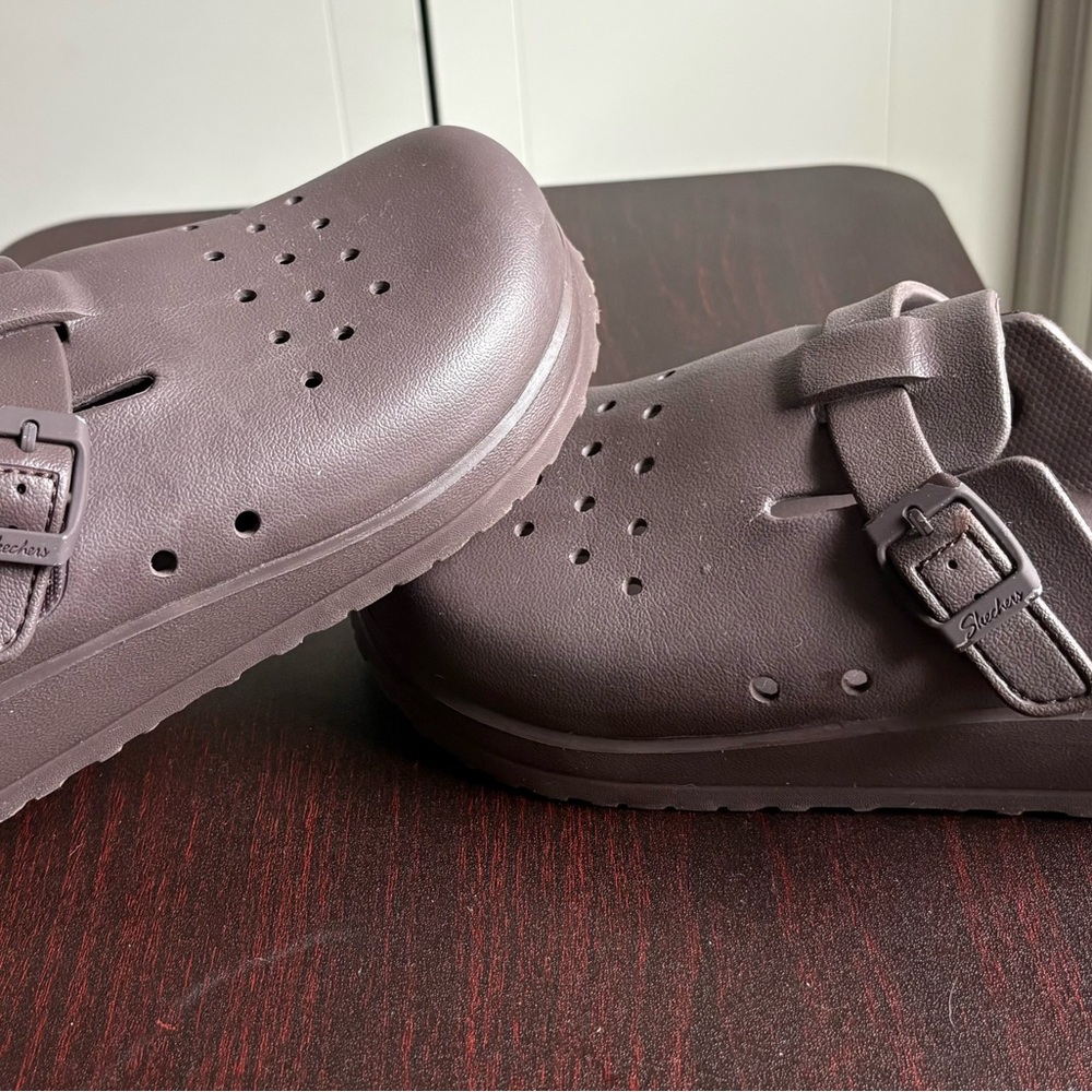 Skechers Women's Brown Mules